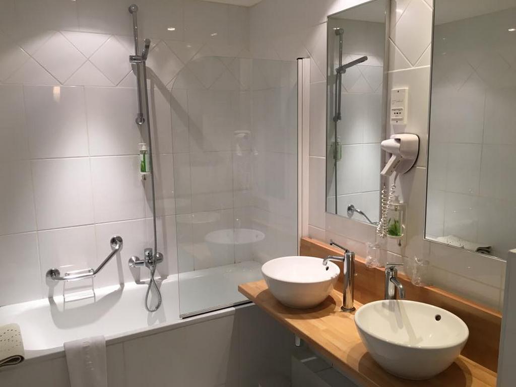 Hotel Restaurant Tivoli - Basel Airport Huningue Εξωτερικό φωτογραφία